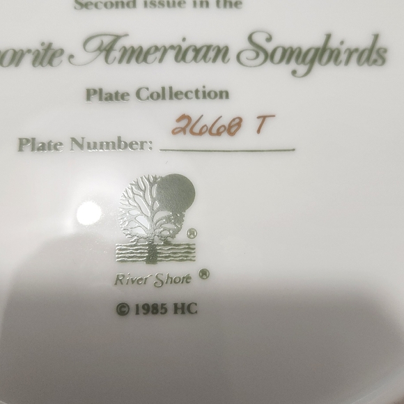 PURPLE FINCHES PLATE BY LUNDA THOMPSON - Picture 6 of 6